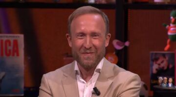 Raymond Mens aan de bar bij Vandaag Inside