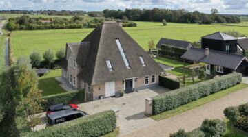 De villa van Niki Terpstra in Bergen