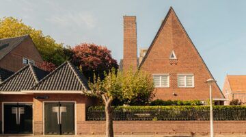 Vastgoedondernemer rekent op maar liefst € 8 miljoen initiële winst met de verkoop van zijn stadsvilla in Amsterdam