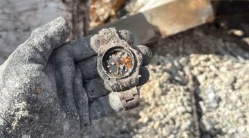 De Rolex die beschadigd raakte door een brand