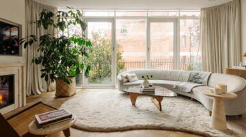 De living van het penthouse in Amsterdam-Zuid