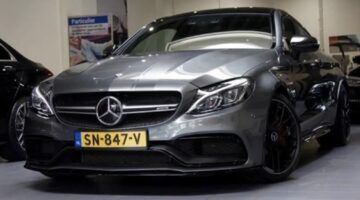 De voormalige Mercedes van Max Verstappen