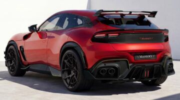 De achterzijde van de door MANSORY aangepaste Purosangue