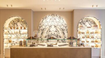 De vitrine waar het chocolade-ei van Dior in zal verschijnen.