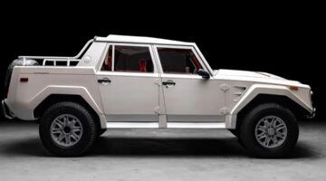 De zijkant van de Rambo Lambo