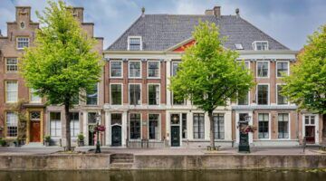 Het voormalige studentenhuis van prinses Beatrix in Leiden is te koop verschenen (&euro; 2.750.000)