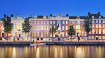 Het Waldorf Astoria-hotel in Amsterdam