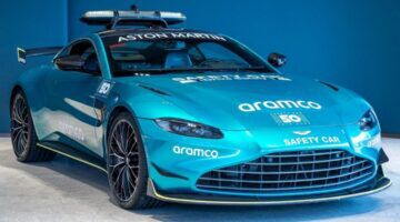 De voorzijde van de safety car