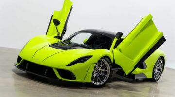 De voorzijde van de Hennessey Venom F5