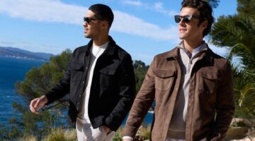 Twee modellen van ICON Amsterdam poseren