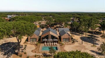 Het Sublime Sand Resort in Portugal, vanuit de lucht gefotografeerd