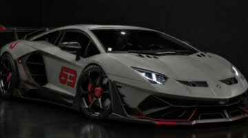 De Lamborghini SVJ van Venuum Black