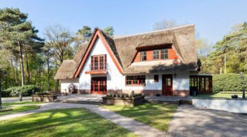 De buitenkant van het Gelderse landhuis