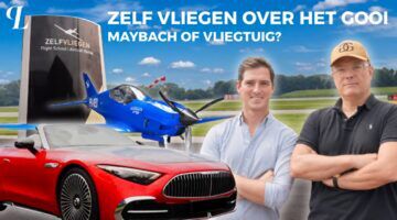 Floris Wyers naast de eigenaar van Zelfvliegen.nl