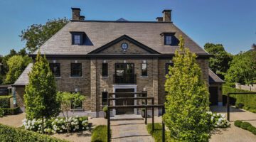 Deze Brabantse villa met zwembad, bar, kapsalon &eacute;n heuse muziekstudio staat voor &euro; 2,9 miljoen in de etalage
