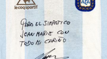 Voormalig profkeeper Jean-Marie Pfaff wil tonnen verdienen aan shirt van Diego Maradona, en dat heeft stevige kritiek tot gevolg