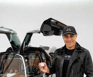 Manny Khoshbin