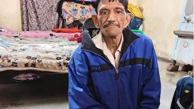 De man in India die stiekem miljonair blijkt te zijn