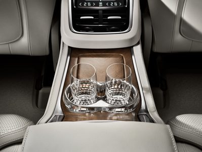 Illustratie voor: Volvo XC90 Excellence meer luxe en comfort voor 126.000 euro