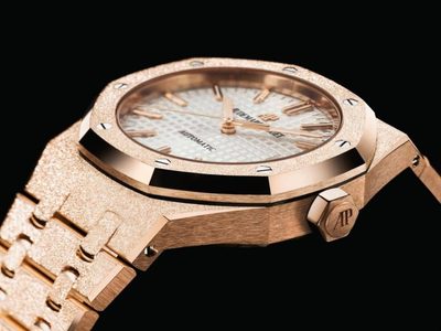 Illustratie voor: Audemars-Piguet en Carolina Bucci Creëren Samen het Royal Oak Jubileum Horloge
