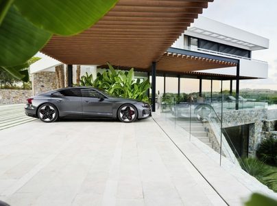 Audi-RS-e-tron-GT-header