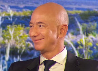 Jeff Bezos tijdens een interview