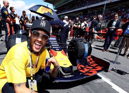 top 10 sporters instagram verdiensten Pure Luxe