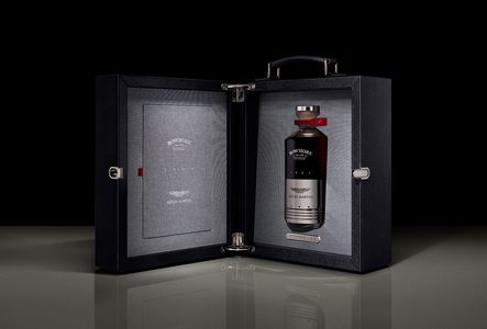 Black Bowmore DB5 1964 whisky Aston Martin Pure Luxe