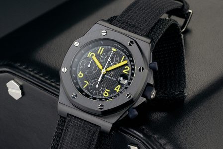 De in beslag genomen Audemars Piguet van Arnold Schwarzenegger ging onder de hamer