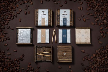 Illustratie voor: Deze Eerste Vintage Chocolade Repen Ooit van To’ak Zijn Perfect voor Pasen