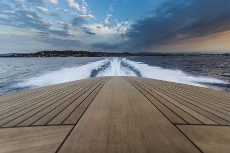 Illustratie voor: De Prachtige AM37 is te zien op de Palm Beach International Boat Show