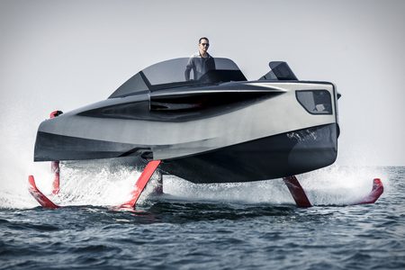 foiler flying yacht boot superjacht jacht Pure Luxe