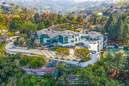 pharrell williams huis beverly hills los angeles Pure Luxe