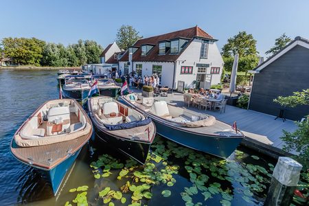 LongIsland Yachts jachthaven Allemansgeest Pure Luxe