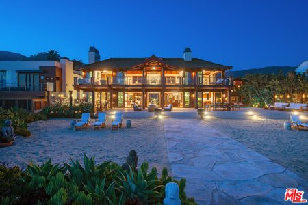 Illustratie voor: James-Bond acteur verkoopt miljoenenvilla in Malibu