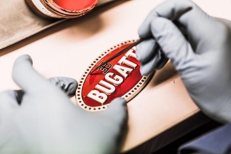 Bugatti-logo-header