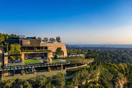 Villa west Los Angeles