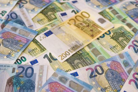 Zoveel belasting moet je betalen als je de gigantische EuroMillions-jackpot wint