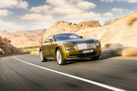 Rolls-Royce Spectre-02