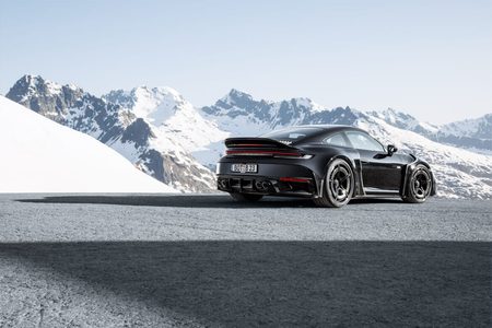 Brabus 900 Rocket R-01