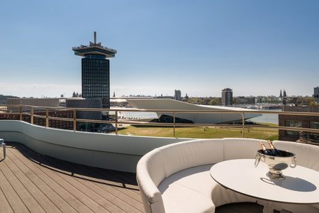 Het uitzicht vanuit het penthouse van Gordon