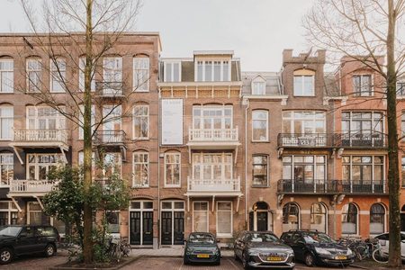 Een kluswoning in Amsterdam is voor € 4,4 miljoen verkocht