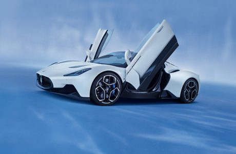 Maserati-MC20-9