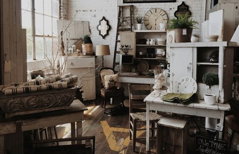 Een interieur vol designklassiekers: wanneer wordt wonen een serieuze investering?