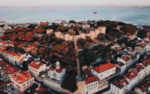 Hierom mag u een bezoek aan het stijlvolle, luxe Lissabon absoluut niet overslaan