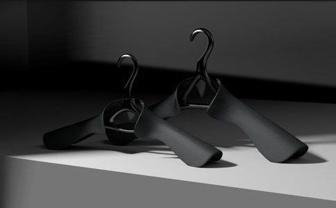 Lou Hansell kledinghanger design Pure Luxe