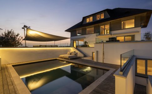 Deze waanzinnige villa in Noordwijk van een Duitse ondernemer kost u maar liefst € 9 miljoen