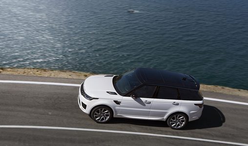 Illustratie voor: Wie Land Rover rijdt, moet oppassen…