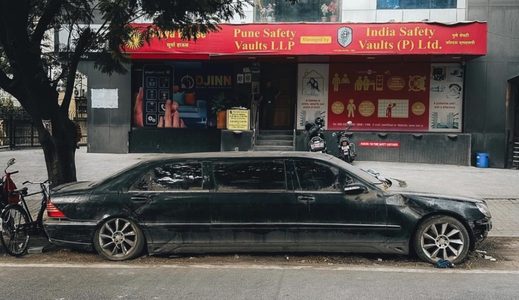 Mercedes S600 Limousine