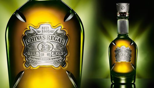 Illustratie voor: Chivas Regal Gebruikt Oude Distilleerderijen Voor de Nieuwe $ 3500 Blended Scotch Whisky